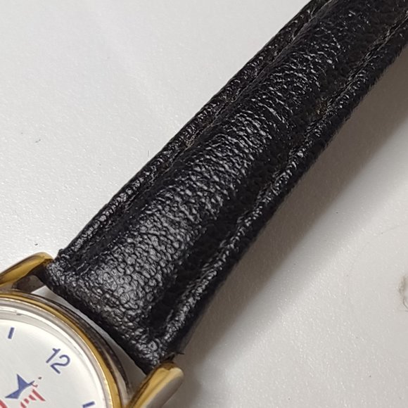 USBC Leather Band Watch - Picture 3 of 14